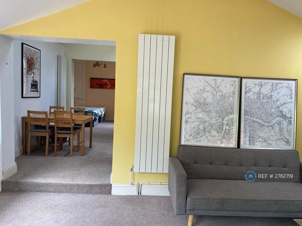 Lounge To Dining Area