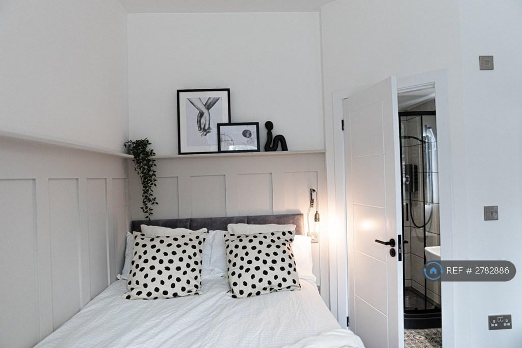 Room 1 Available