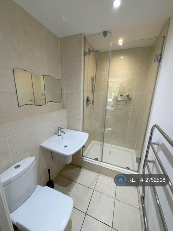 Ensuite Bathroom