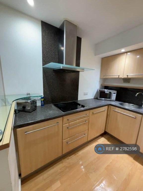 Kitchen / Living Room