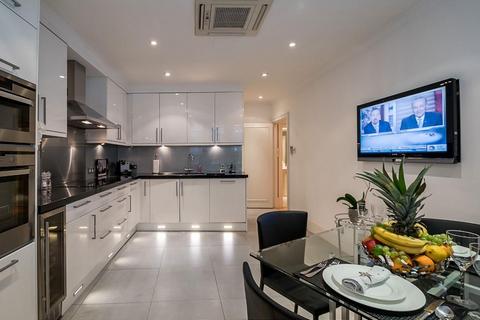 undefined, Knightsbridge, London, SW1X