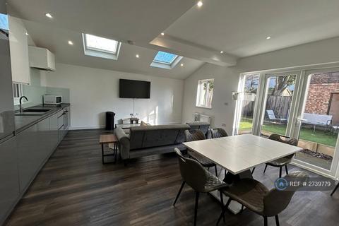3 bedroom flat to rent, Mount Road, London, NW4