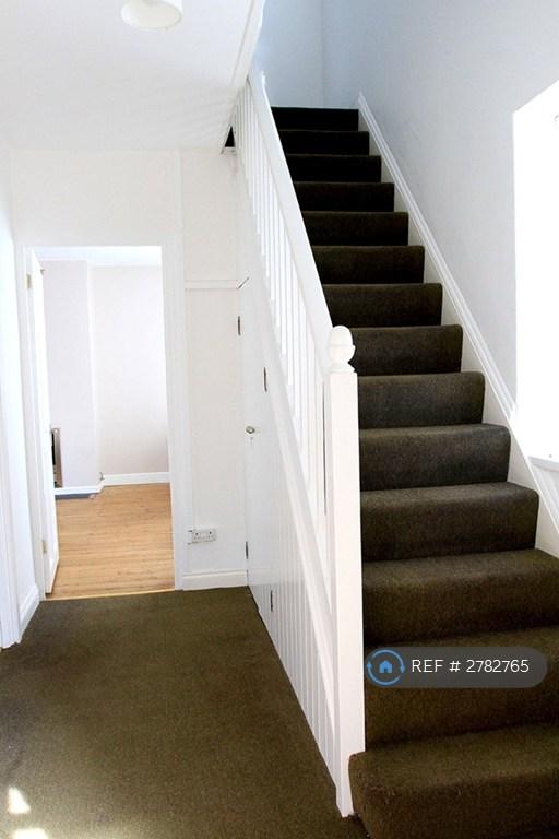 Hall Way Facing Into Front Room