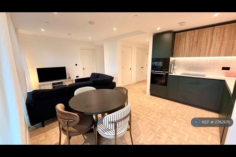 2 bedroom flat to rent, One Clapham Junction, London, SW11