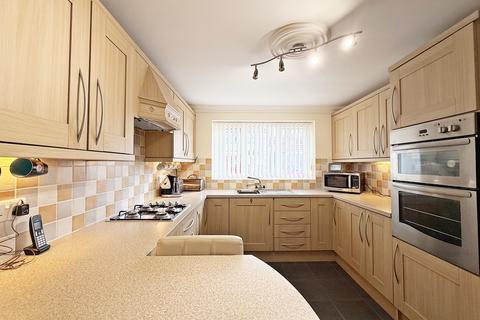 undefined, Beddau, Pontypridd CF38