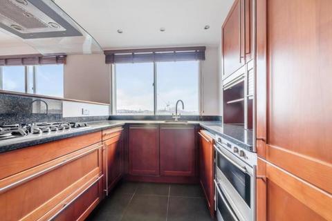 3 bedroom apartment to rent, The Water Gardens, London W2