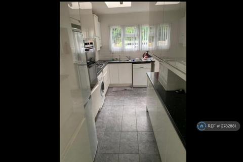 1 bedroom in a house share to rent, Brent Park Road, London, NW4