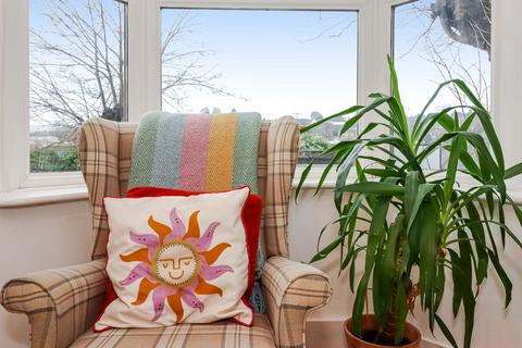 3 bedroom terraced house for sale, Severalls Avenue, Chesham HP5