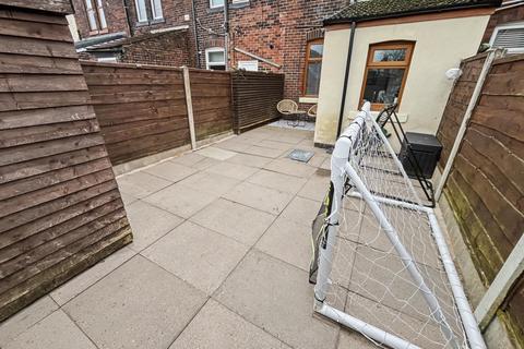 2 bedroom terraced house for sale, Dumers Lane, Radcliffe, M26