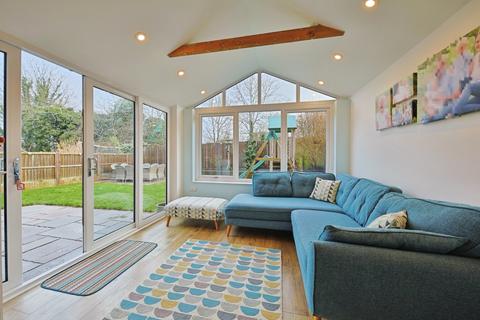 4 bedroom detached house for sale, Bakersfield, Wrawby, Brigg, DN20 8SZ