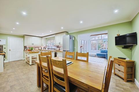 4 bedroom detached house for sale, Bakersfield, Wrawby, Brigg, DN20 8SZ