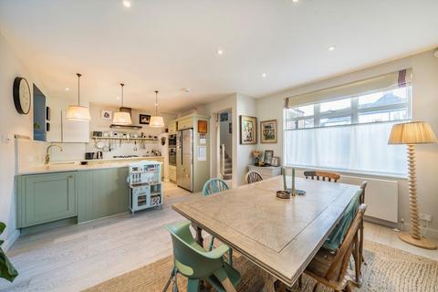 4 bedroom house for sale, Topsham Road, London SW17