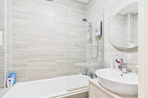 1 bedroom flat for sale, South Parade, Southsea, PO5