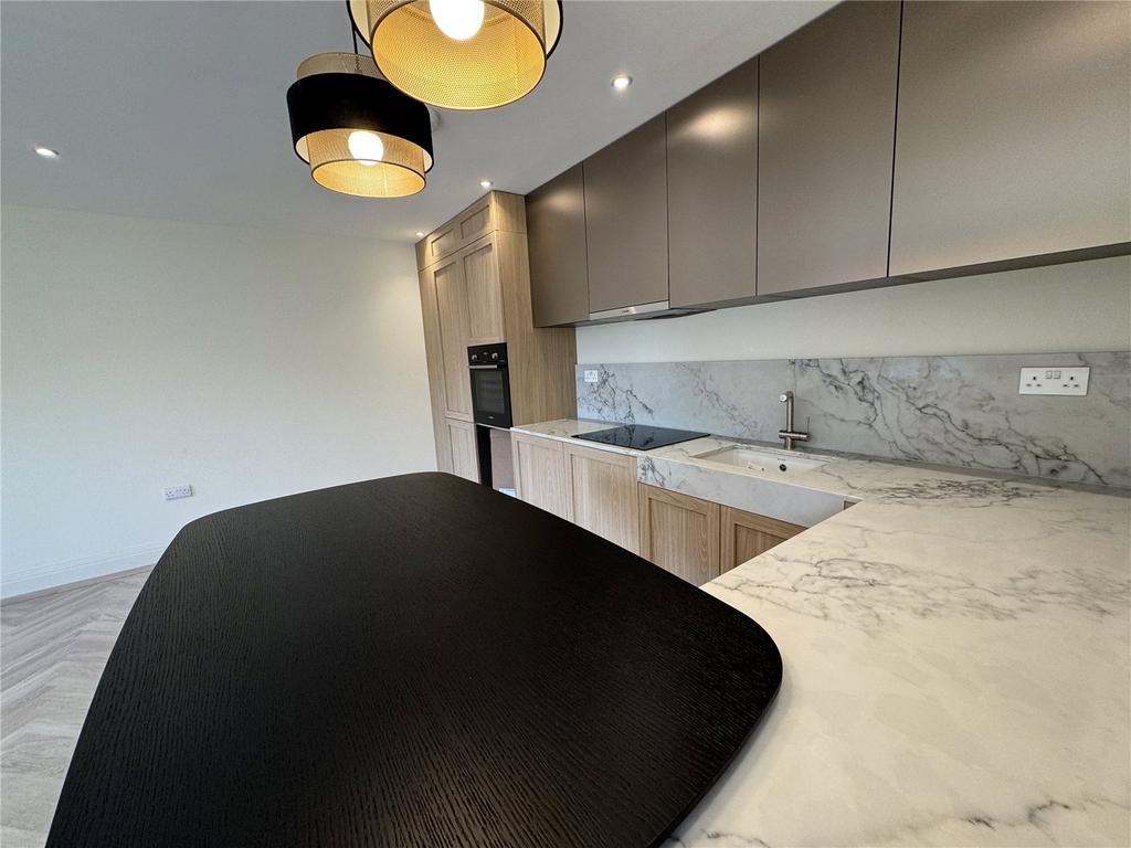 Fitted Kitchen