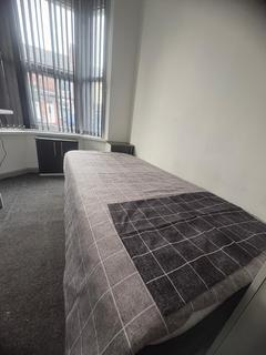 1 bedroom in a house share to rent, James Turner Street, Birmingham B18