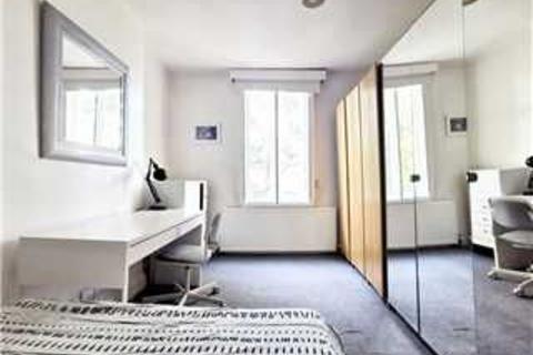 3 bedroom apartment to rent, 10 Longridge Road, London, SW5