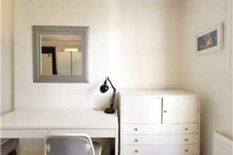 3 bedroom apartment to rent, 10 Longridge Road, London, SW5