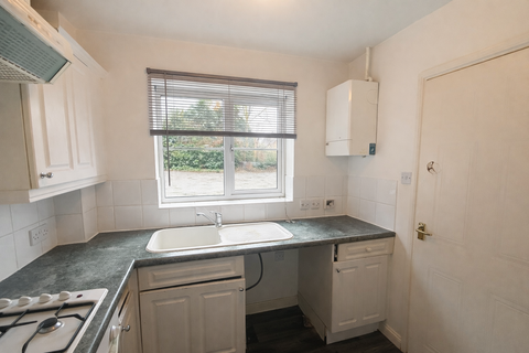 2 bedroom semi-detached house to rent, Dudley Road, Dudley DY3