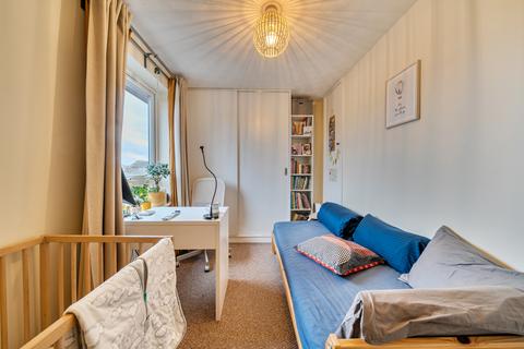 2 bedroom terraced house for sale, Fincham Close, Ickenham, Uxbridge