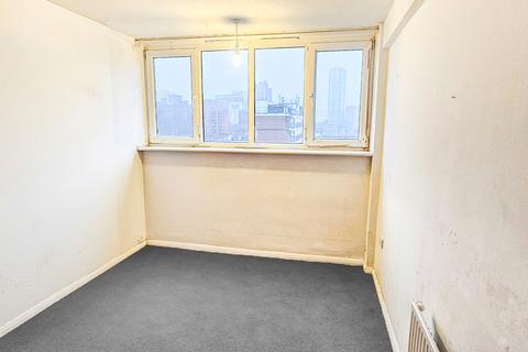 2 bedroom flat to rent, Canning Town, London, E16