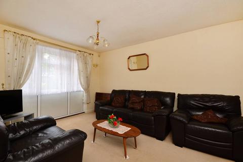 undefined, Hanger View Way, Ealing, London, W3