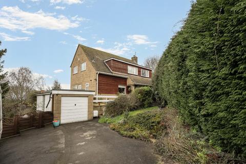 undefined, Orchard Leaze, Dursley