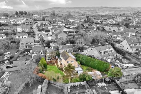 undefined, Orchard Leaze, Dursley