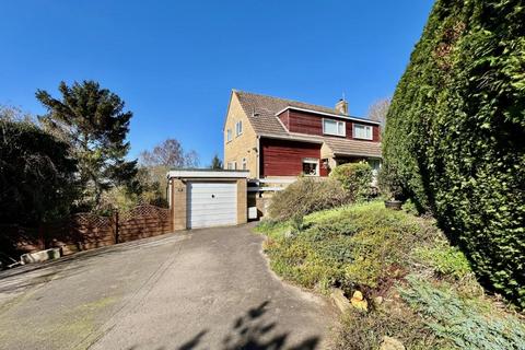 3 bedroom detached house for sale, Orchard Leaze, Dursley