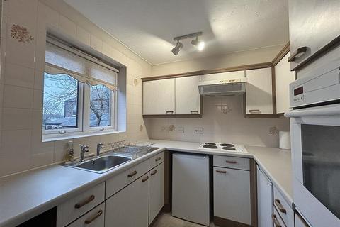 1 bedroom retirement property to rent, park Road, Timperley