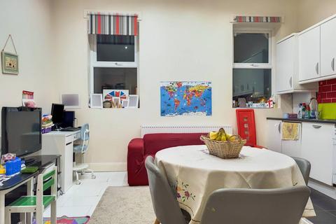 2 bedroom flat to rent, Stanley Road, South Harrow, Harrow, HA2