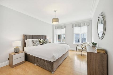 3 bedroom flat to rent, Stafford Court, High Street Kensington, London, W8