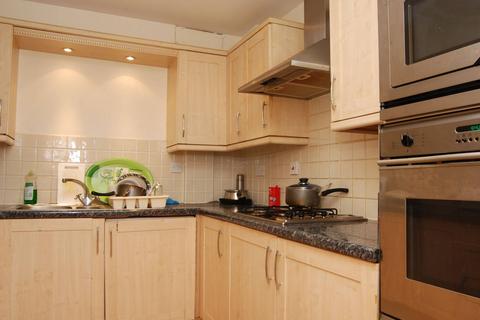 undefined, Poplar High Street, Poplar, London, E14