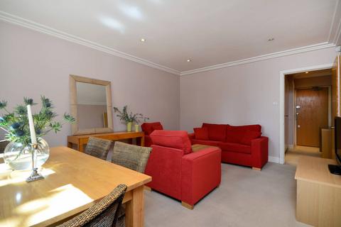 2 bedroom flat to rent, Chiswick High Road, Turnham Green, London, W4