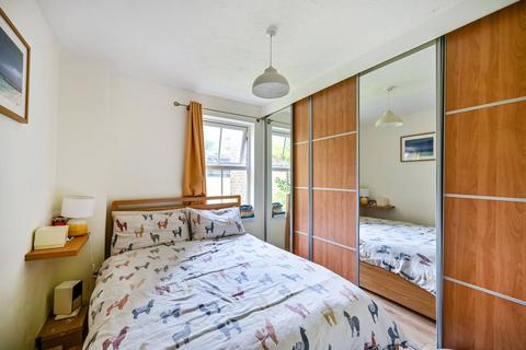1 bedroom flat to rent, Windmill Rise, Kingston Hill, Kingston upon Thames, KT2
