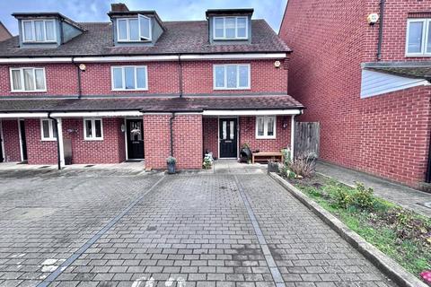 3 bedroom house for sale, Albacore Way, Hayes