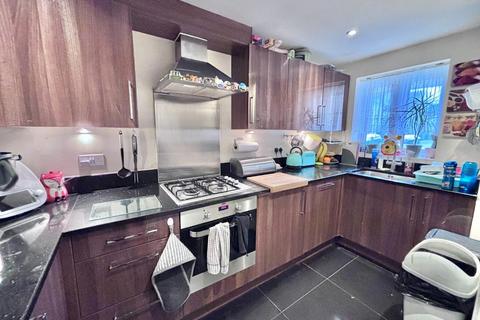 3 bedroom house for sale, Albacore Way, Hayes