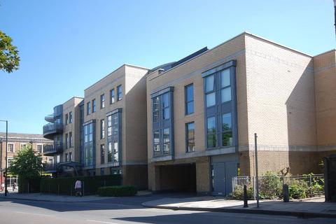 Altair Court, Islington, London, N1