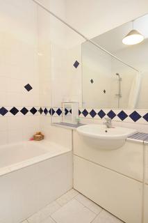 1 bedroom flat to rent, Penton Street, Islington, London, N1