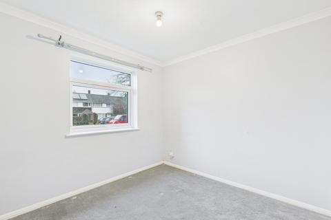 2 bedroom flat for sale, Tunworth Court, Tadley, RG26