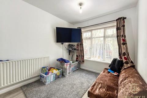 undefined, New Heston Road, HOUNSLOW TW5
