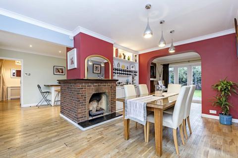 undefined, Manor Lane, Sunbury-On-Thames TW16