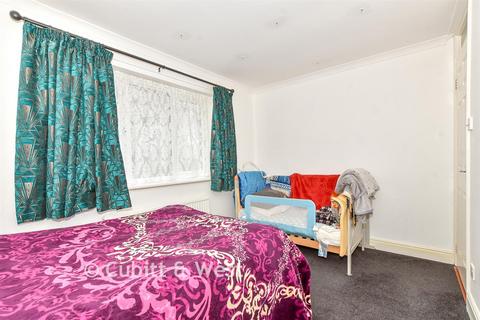 undefined, Oberon Close, Waterlooville PO7