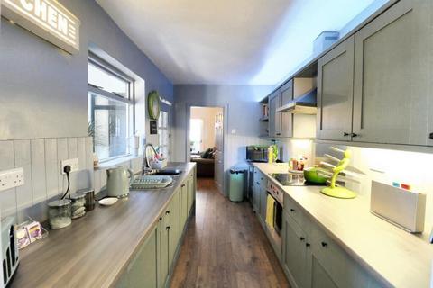 2 bedroom terraced house for sale, Queen Street, Northwich