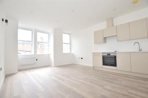 2 bedroom apartment to rent, London Road, Surrey RH1