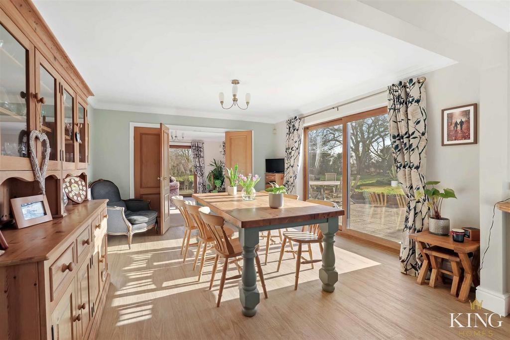 Kitchen Diner