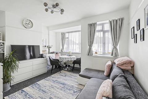 2 bedroom maisonette for sale, Stainton Road, Enfield