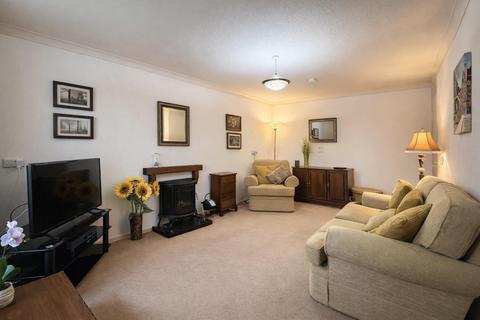 undefined, Oakfield, Sale