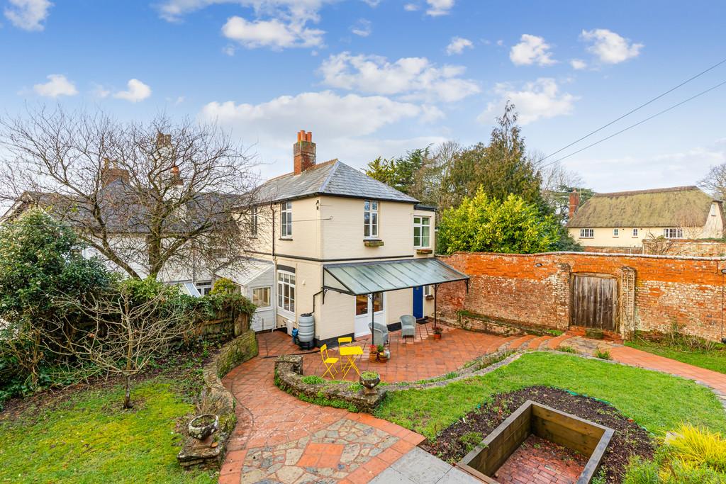 A02 - Broadway, Meadowside, Woodbury - 260128