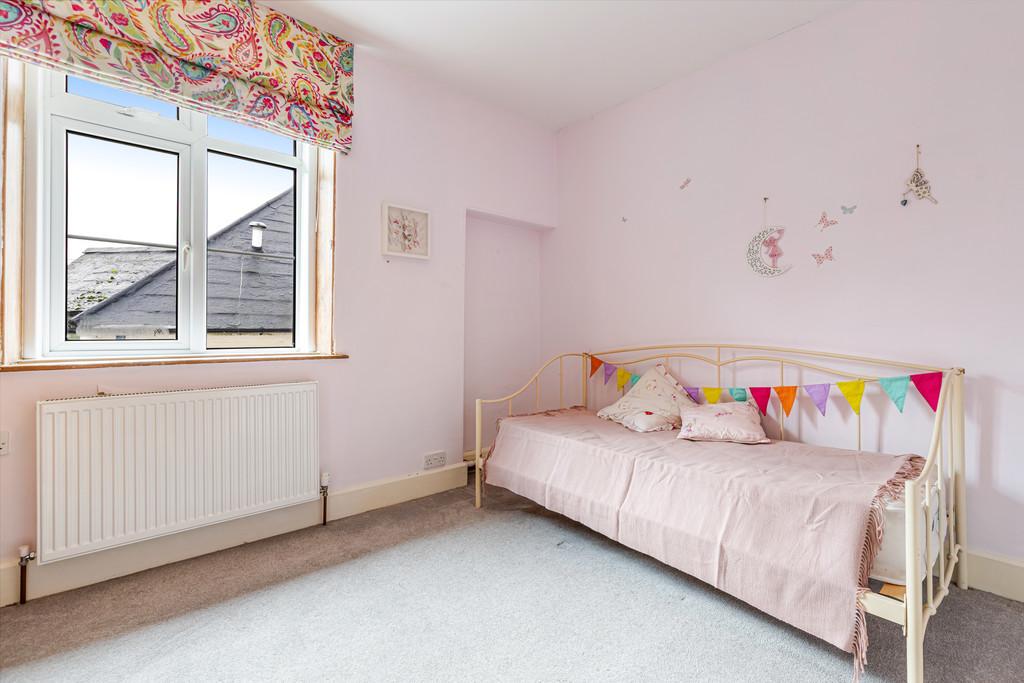 A20 - Broadway, Meadowside, Woodbury - 260128