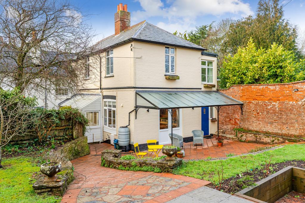A03 - Broadway, Meadowside, Woodbury - 260128
